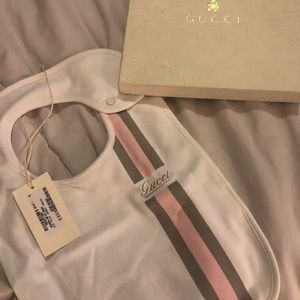 Gucci Baby hat and Baby bib